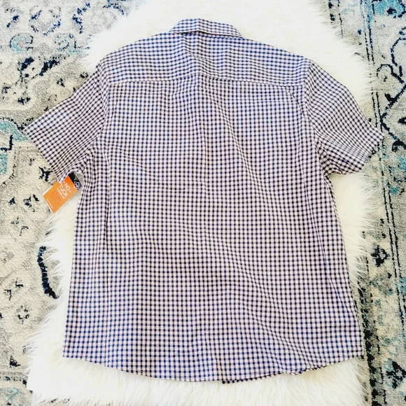 St. John's Bay Short Sleeve  Button-Down Shirt sz L - Picture 2 of 8
